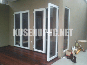 Kusen Pintu UPVC