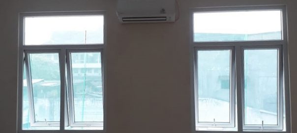 Jendela UPVC Custom Model Jungkit Putih Klien Rumah Sakit Kramat 128 Senen Jakarta Id6369